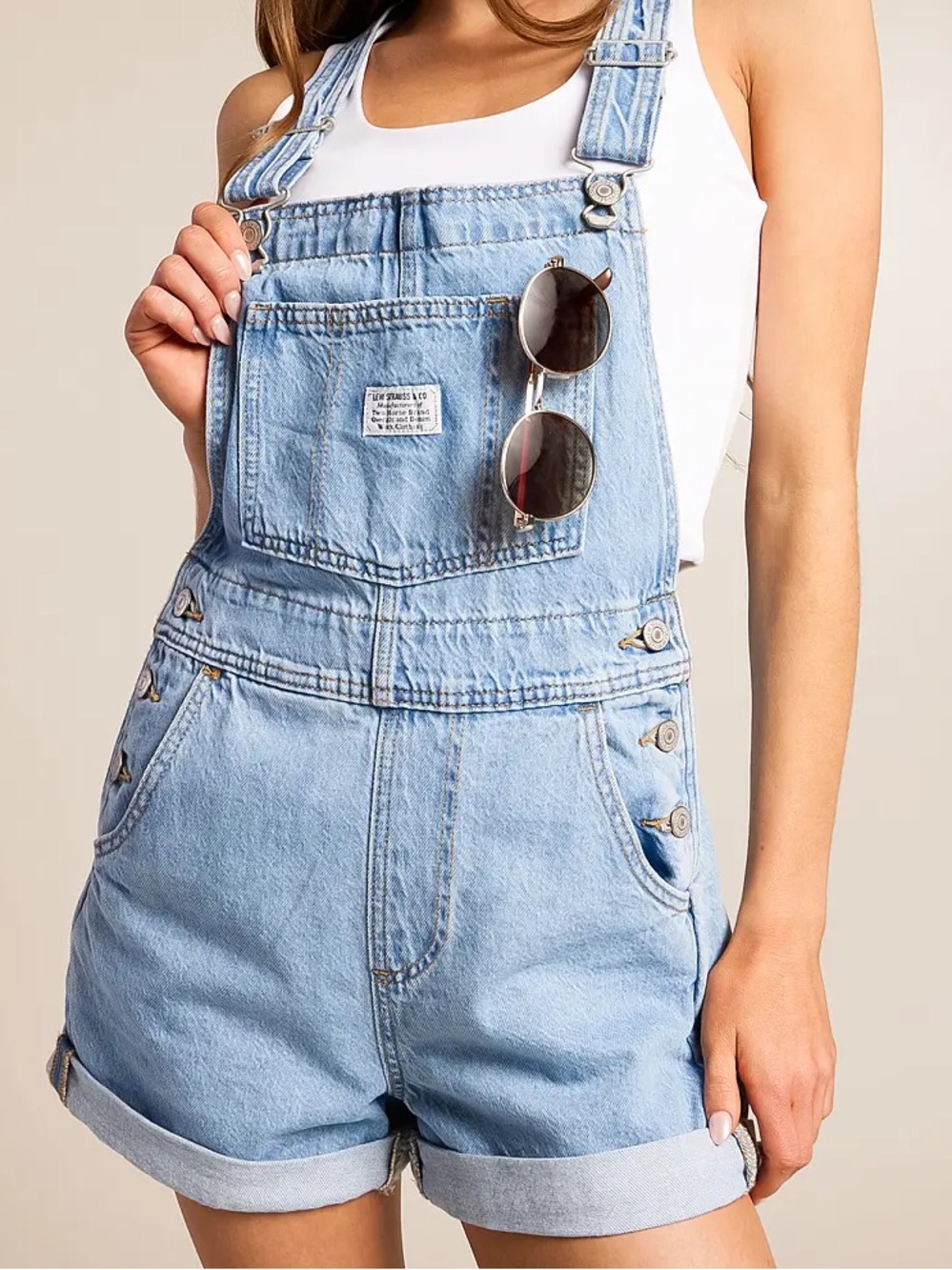 NWT Levi’s Vintage Cuffed Overall Shorts - Picture 4 of 13